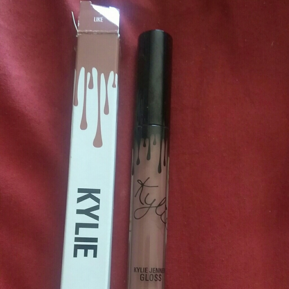 Sold Kylie Like Lip Gloss
